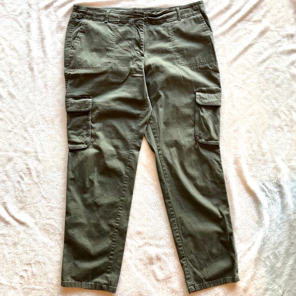 JJill olive cargo pants - Picture 1 of 6